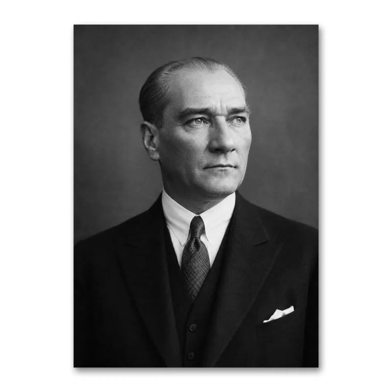 Klasik Siyah Beyaz Atatürk Portresi Kanvas Tablo