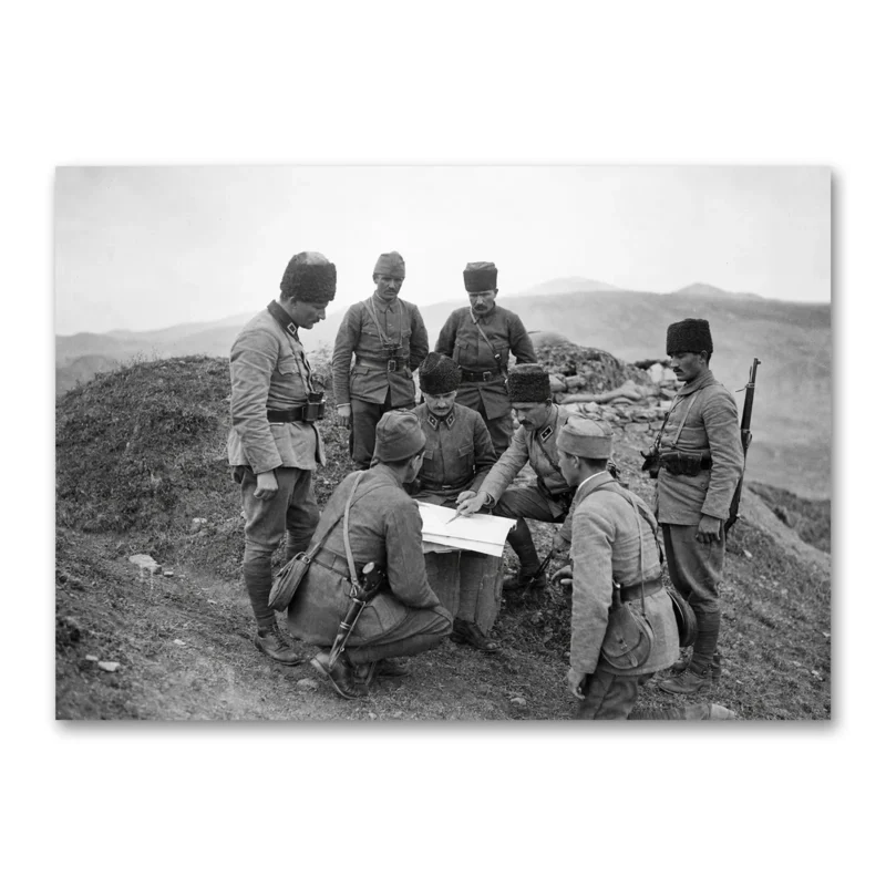 Kurtuluş Savaşı Cephede Komutanlar Siyah Beyaz Tarihi Kanvas Tablo